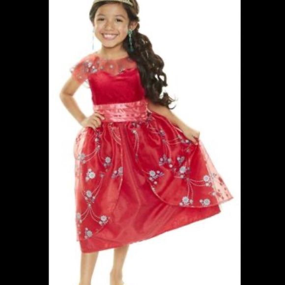 Dress up like the Crown Princess with Elena of Avalor Royal Ball Gown Lights up - Picture 7 of 8
